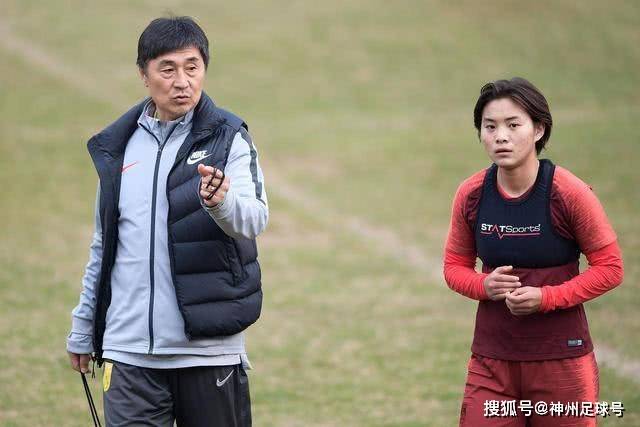 C罗离场心情愉悦，称赞挪威球迷表现出色